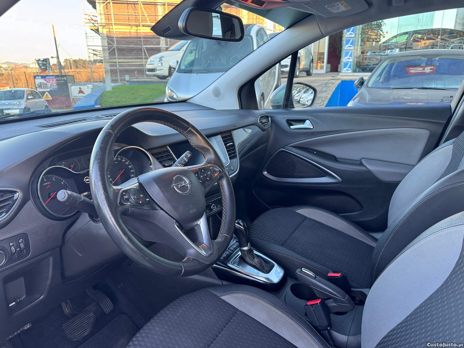 Opel Crossland X 1.2 T Innovation Aut. — fotografia 7