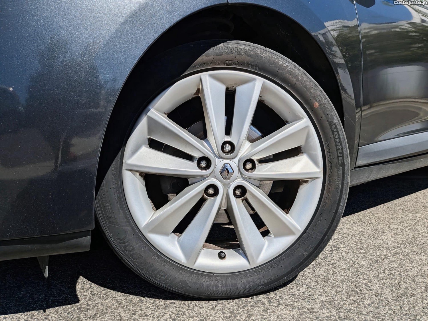 Renault Mégane 1.5dCi - 11 — photo 3