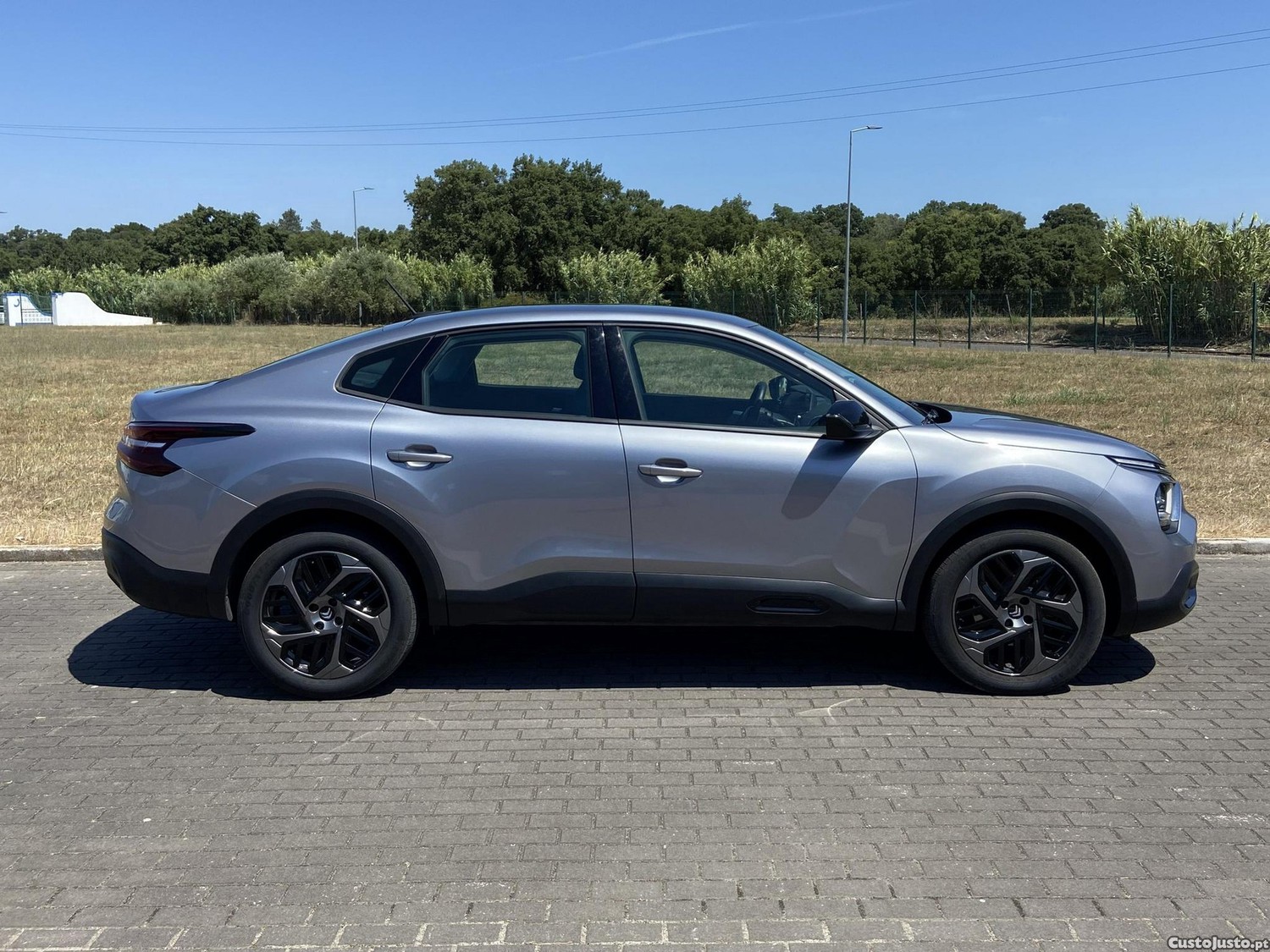 Citroën C4 X 1.2 PureTech Plus EAT8 — fotografia 14