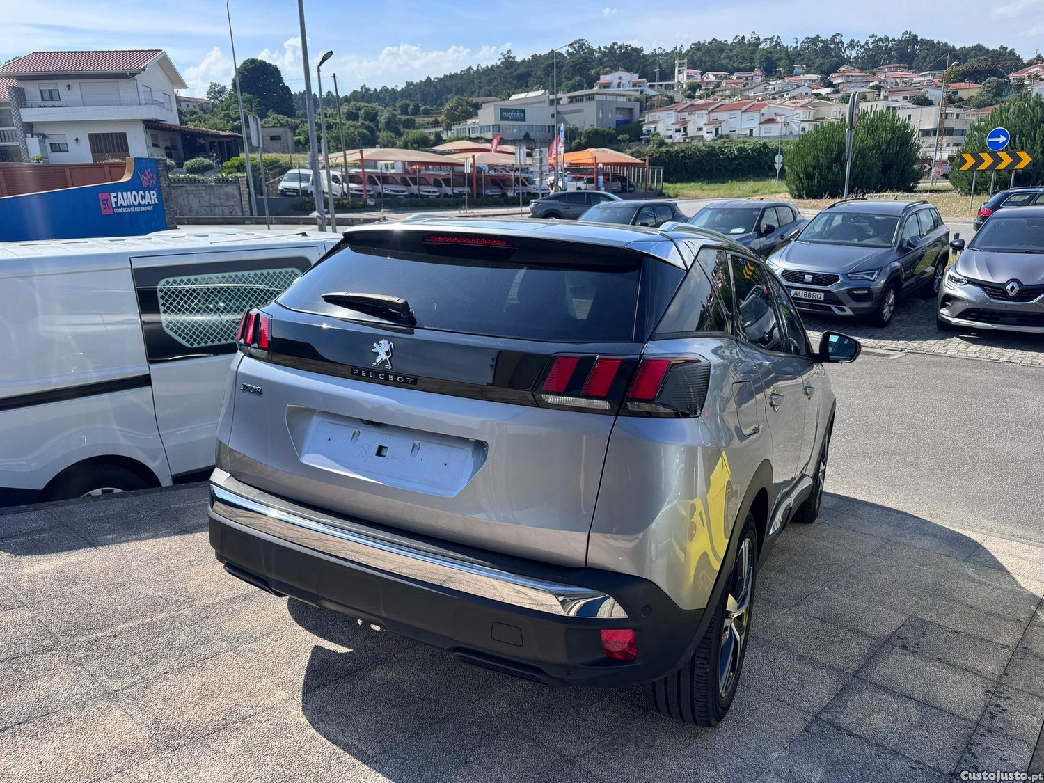 Peugeot 3008 1.2 PureTech Allure EAT6 — fotografia 9