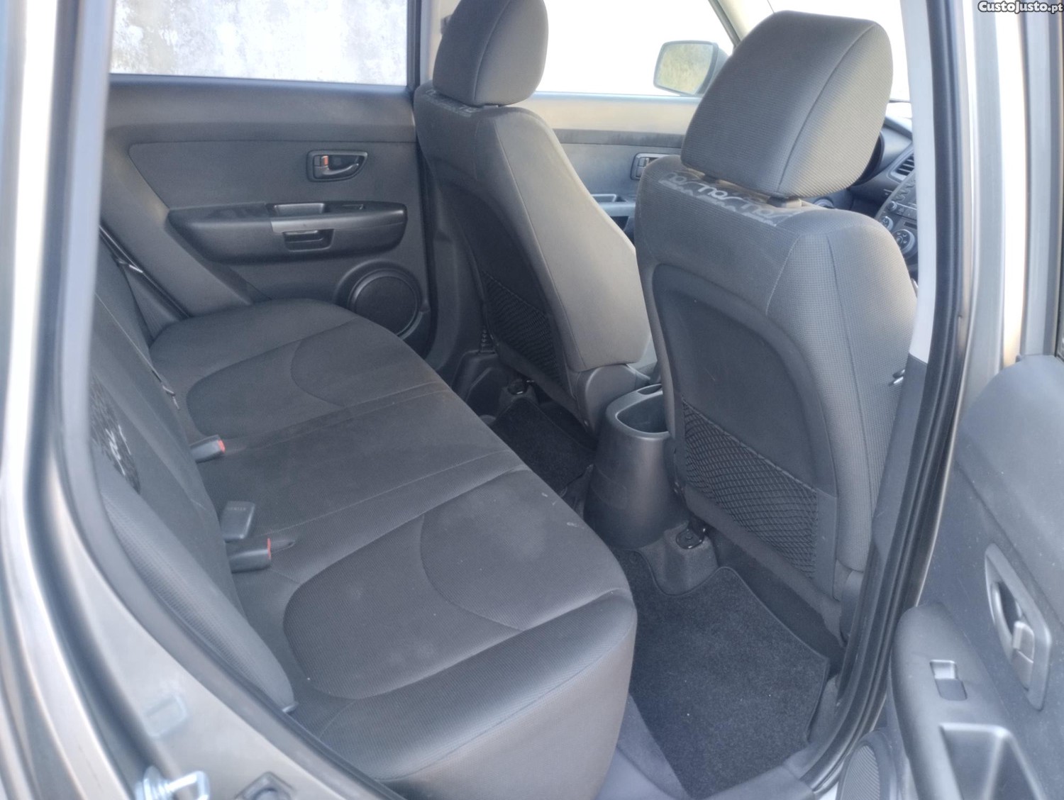 Kia Soul 1.6 CRDI 128cv (SUV) - NACIONAL - 160.000kms - C/ Garantia — fotografia 16