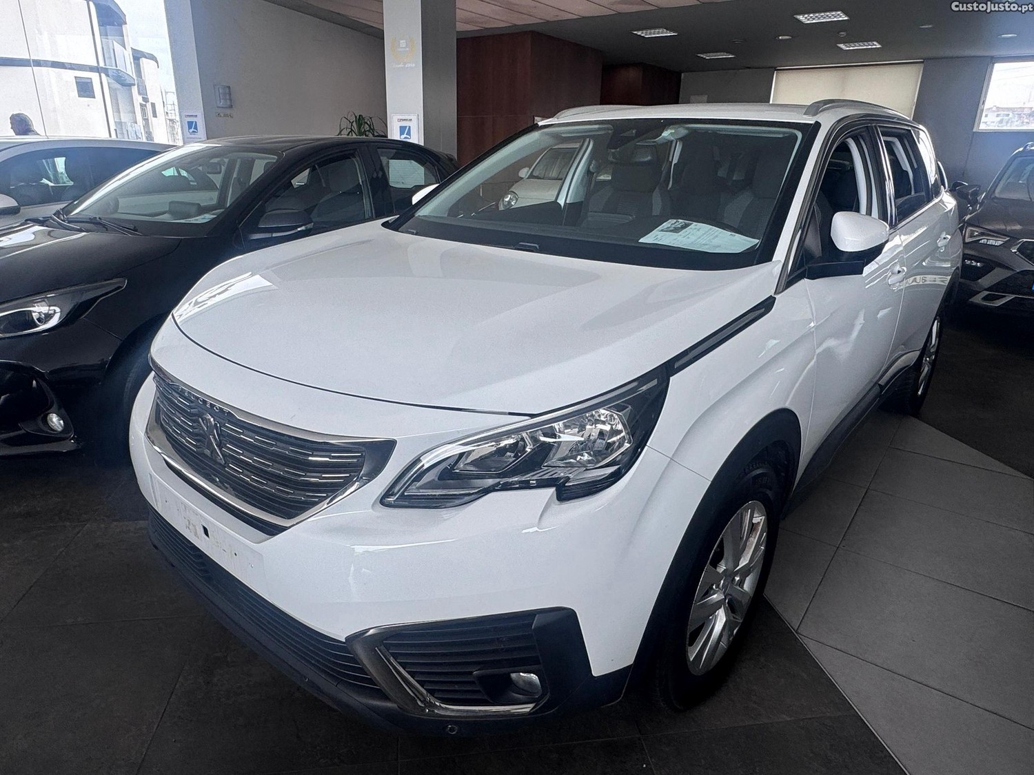 Peugeot 5008 1.2 PureTech Active — fotografia 13