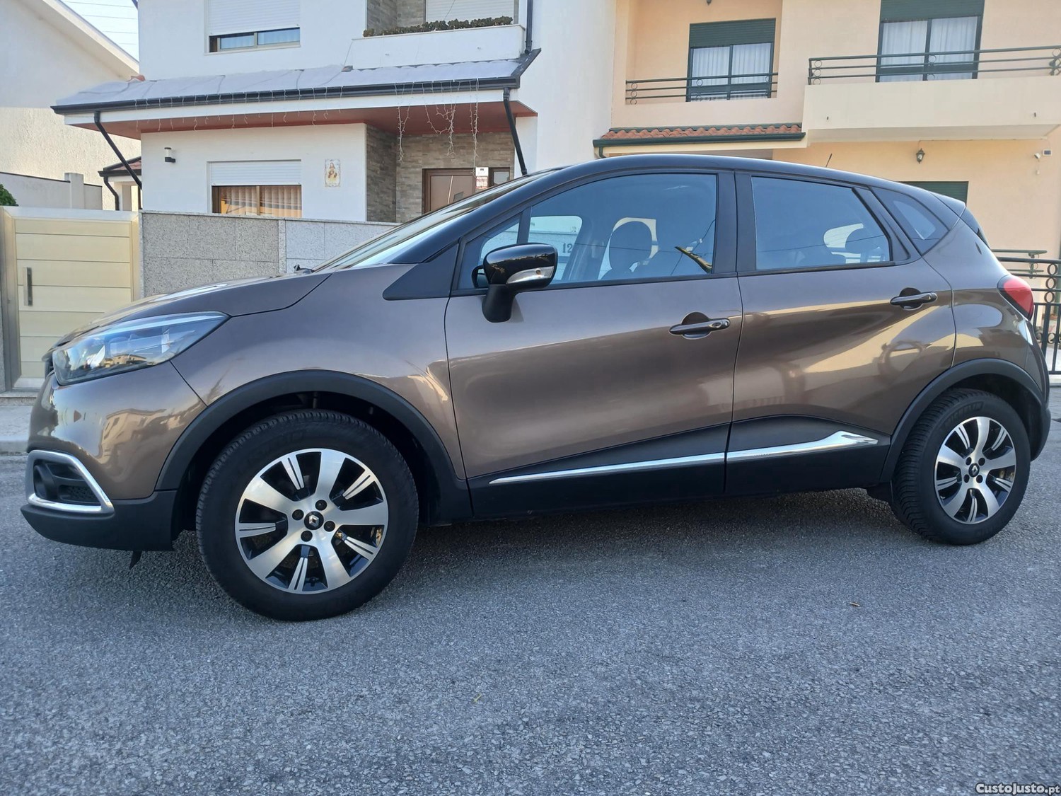 Renault Captur 0.9TCE FAMILIAR C/NOVO IMPECAVEL — fotografia 10