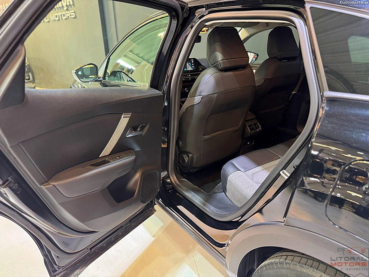 Citroën C4 1.2 PureTech Plus EAT8 — fotografia 11