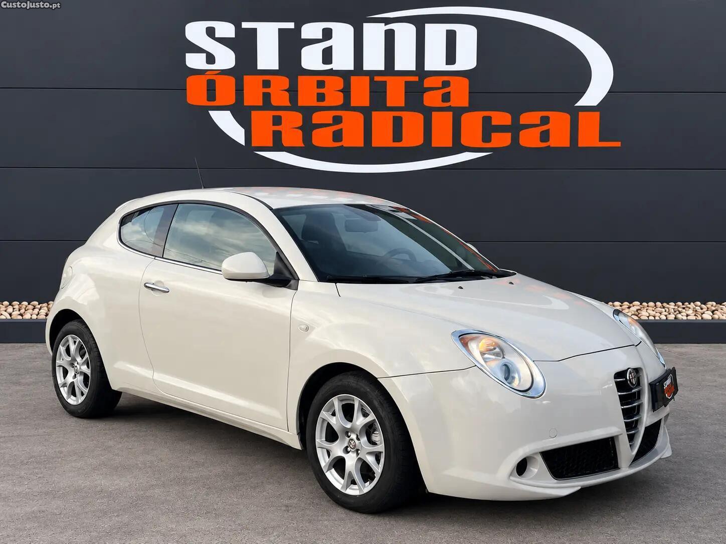 Alfa Romeo Mito 1.3 JTD Distinctive S&S - 12 — photo 3