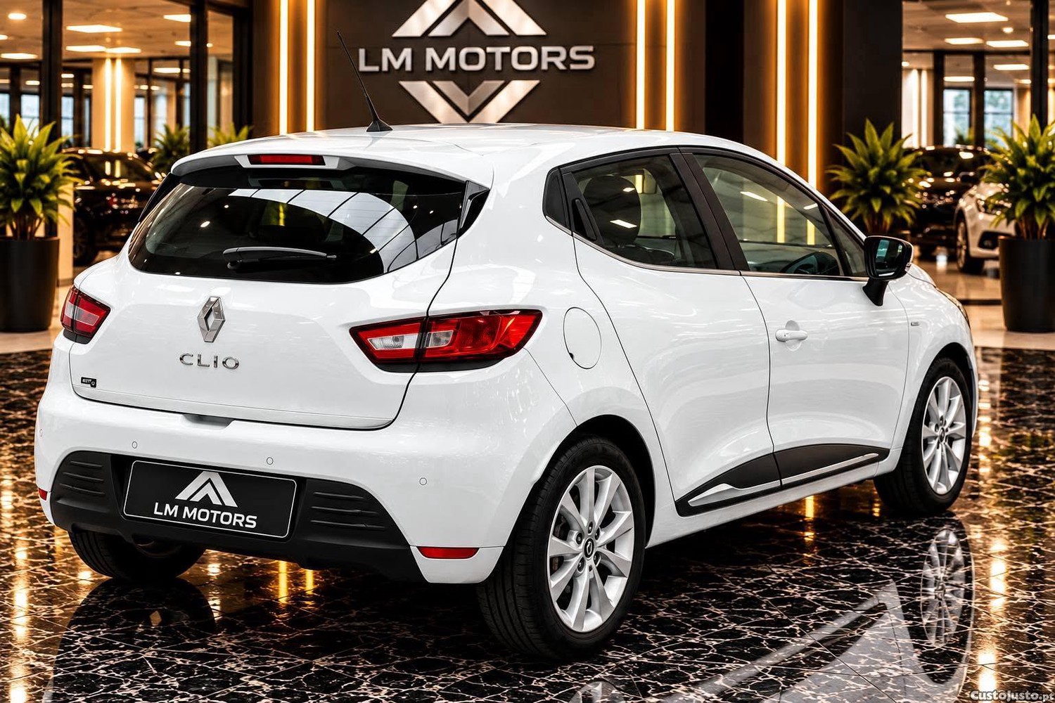 Renault Clio 0.9 TCE Limited 90 cv só 64000 kms - 18 — photo 5