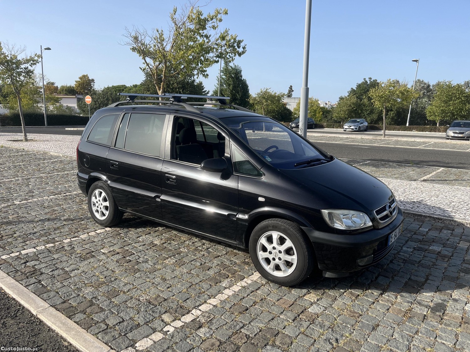 Opel Zafira 2.0DTI 100cv — fotografia 9