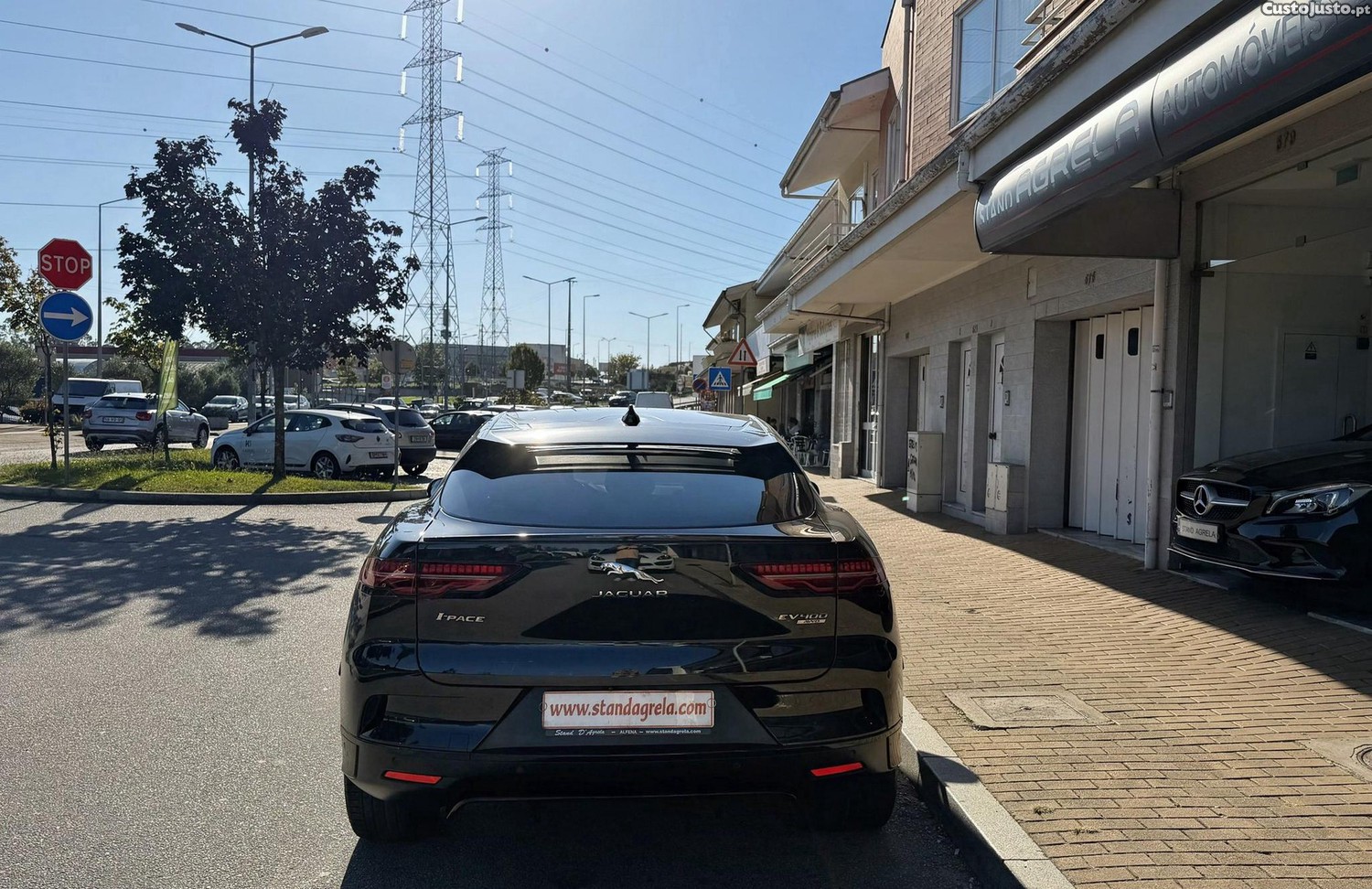 Jaguar I-Pace EV400 AWD SE - 19 — photo 5