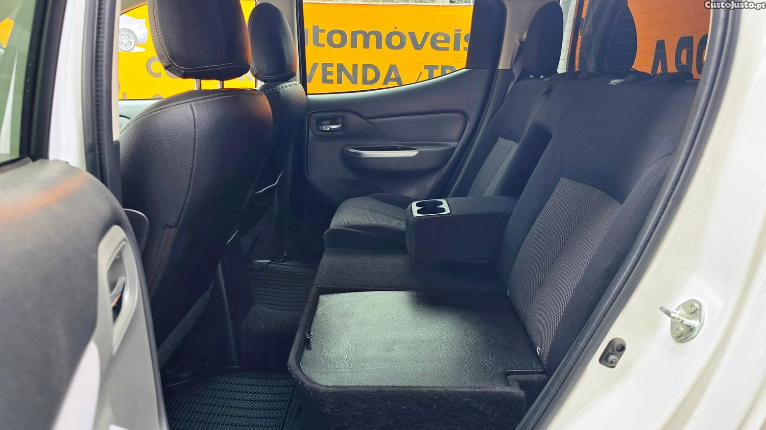 Mitsubishi L200 2.4 DI-D CD Intense Sportbox Strakar 4WD — fotografia 18