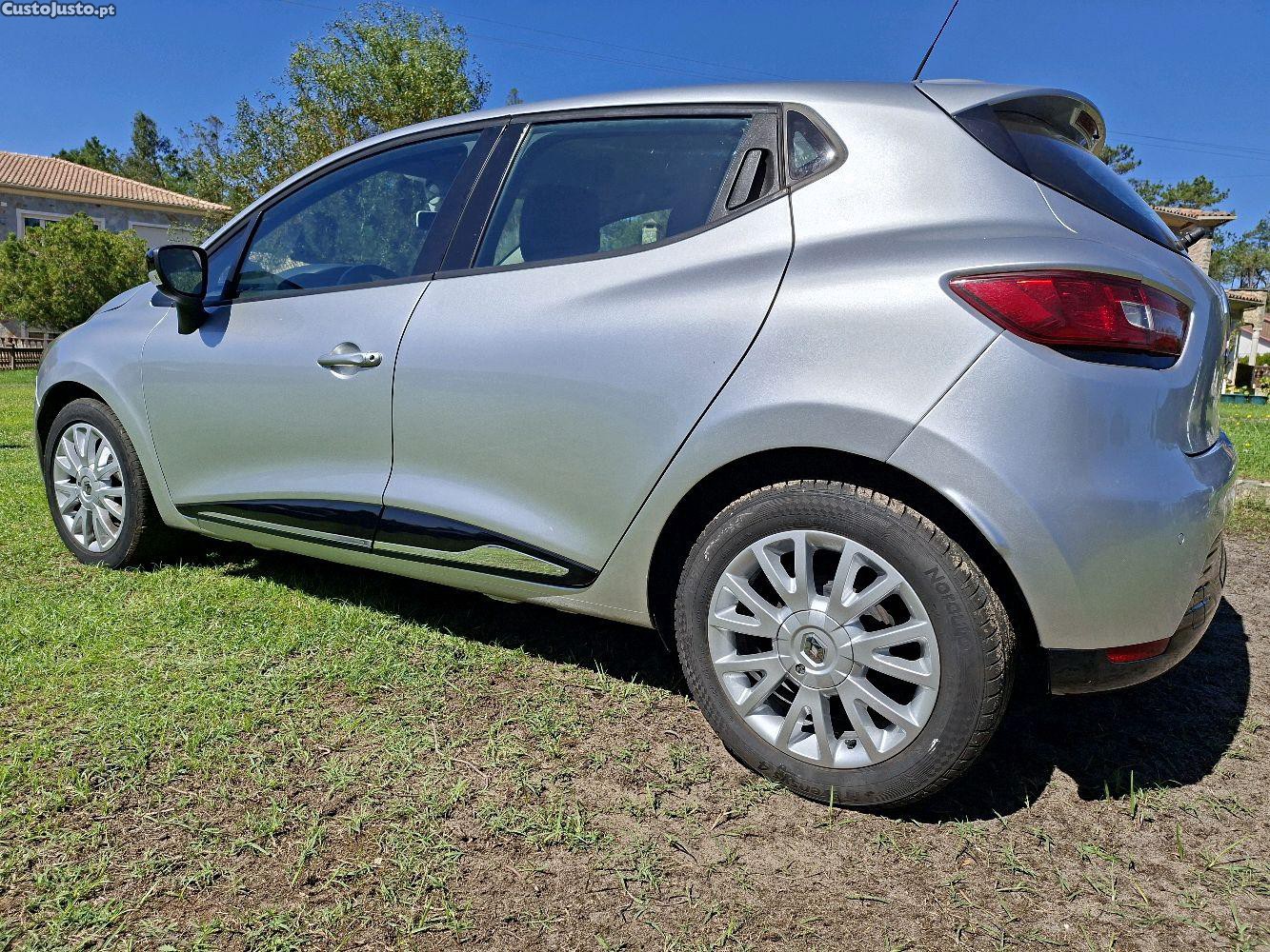 Renault Clio IV 1.5 dCi — fotografia 8