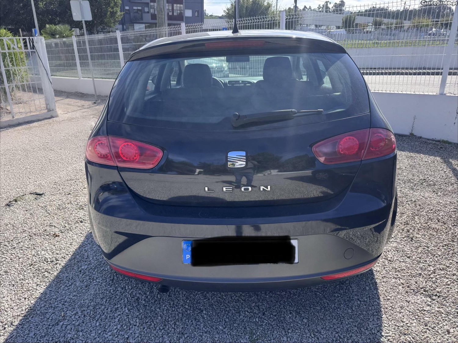 Seat Leon 1.6 tdi - 11 — photo 5