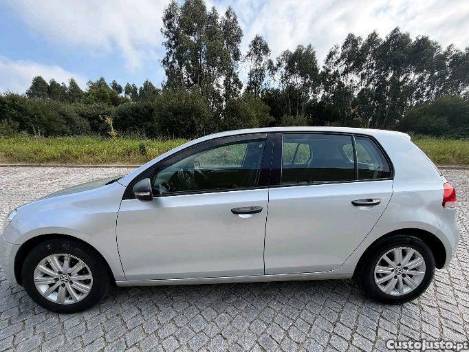 Volkswagen Golf 1.6 TDI — fotografia 10
