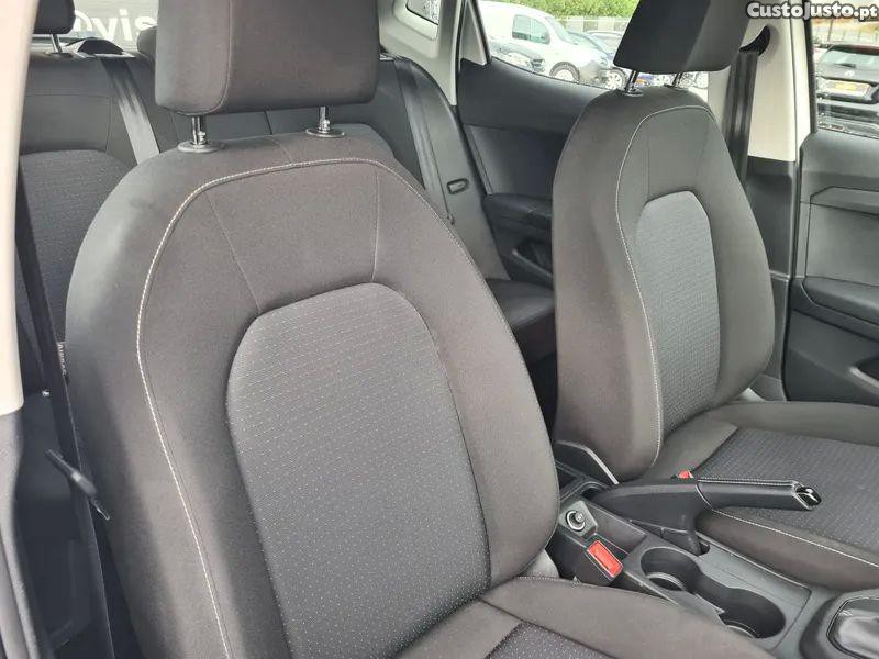 SEAT Ibiza 1.0 tsi style dsg — fotografia 2