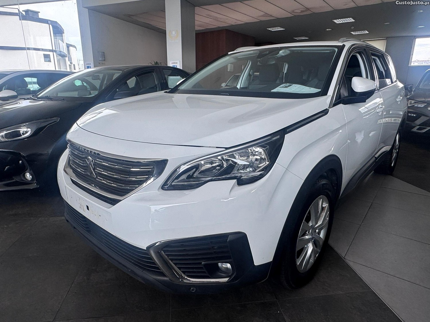 Peugeot 5008 1.2 PureTech Active — fotografia 10