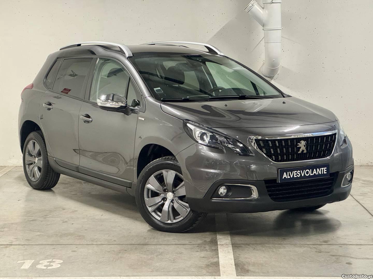 Peugeot 2008 1.2 PureTech Style — photo 3