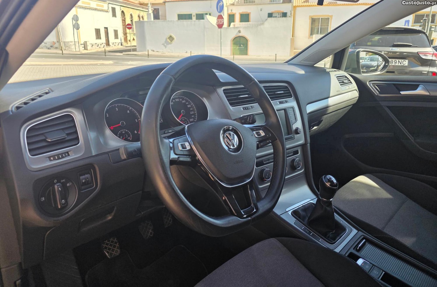 VW Golf Golf VII — photo 5