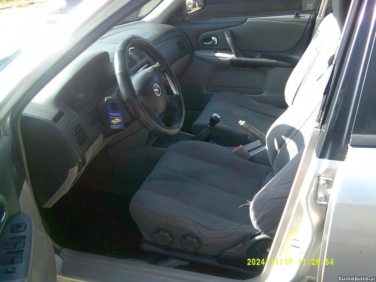 Mazda 2 (323/323F) — photo 5