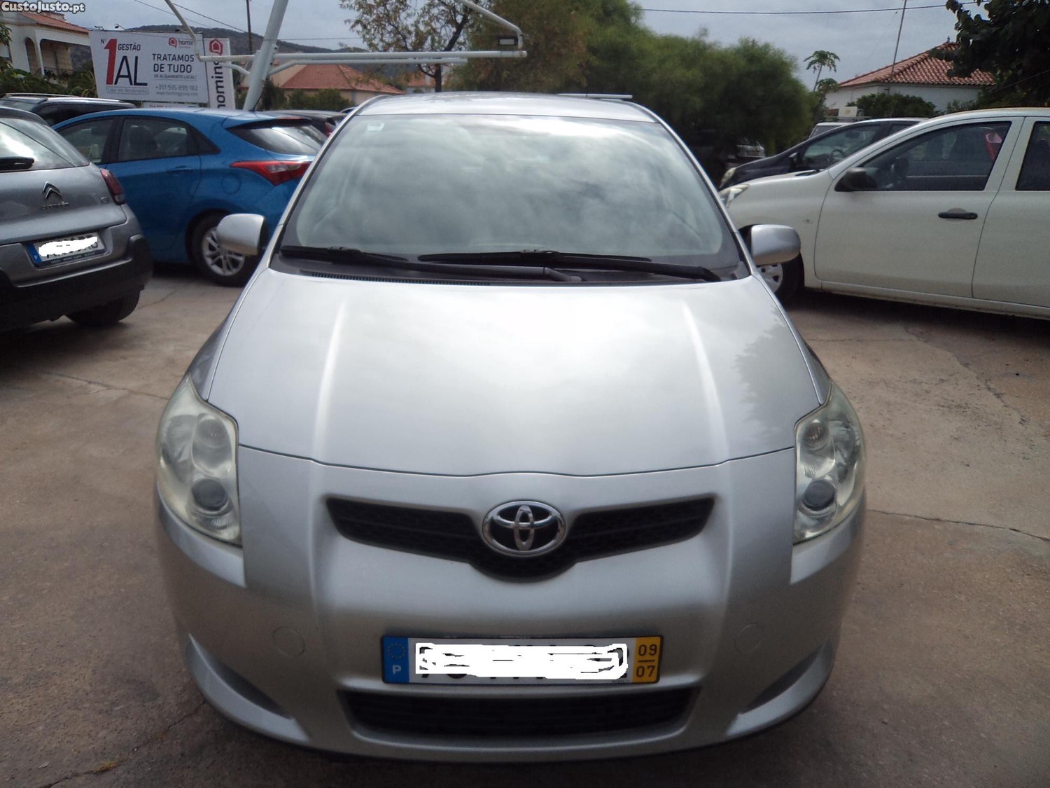 Toyota Auris 1.4 D-4D — fotografia 5