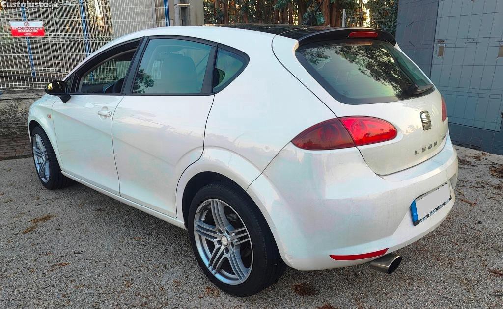 Seat Leon 1.9 TDI 105cv / 105 Eur mês — photo 4