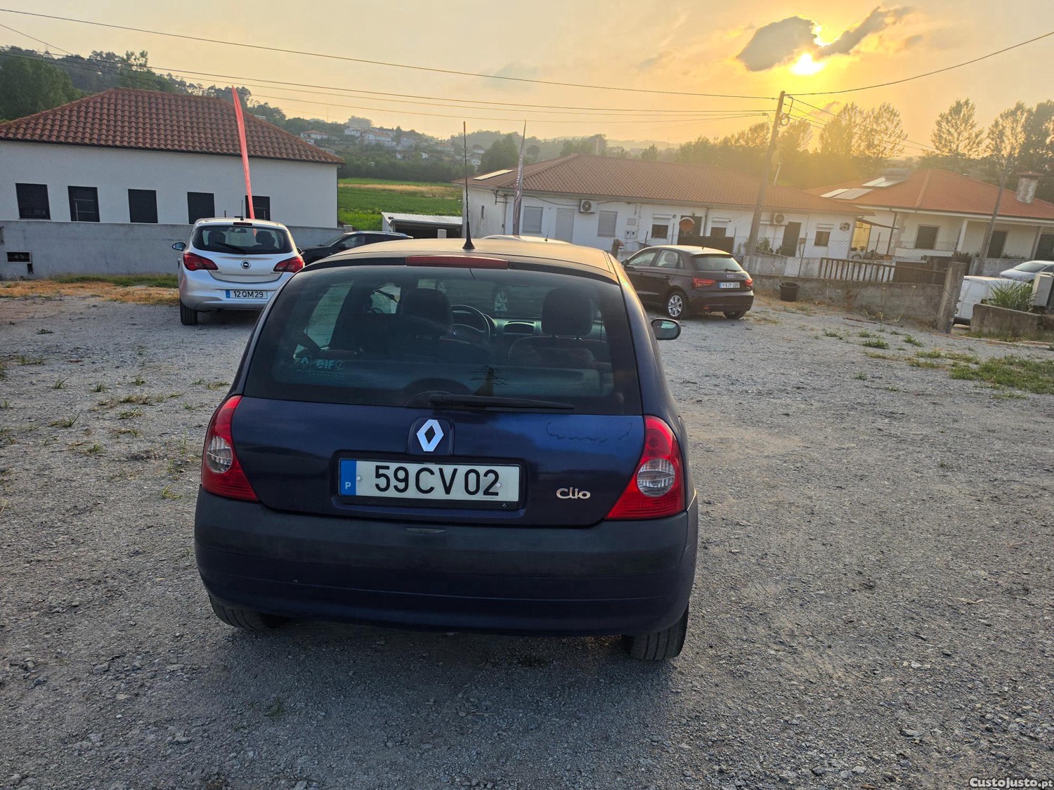 Renault Clio 1.2 16V139000km — fotografia 8