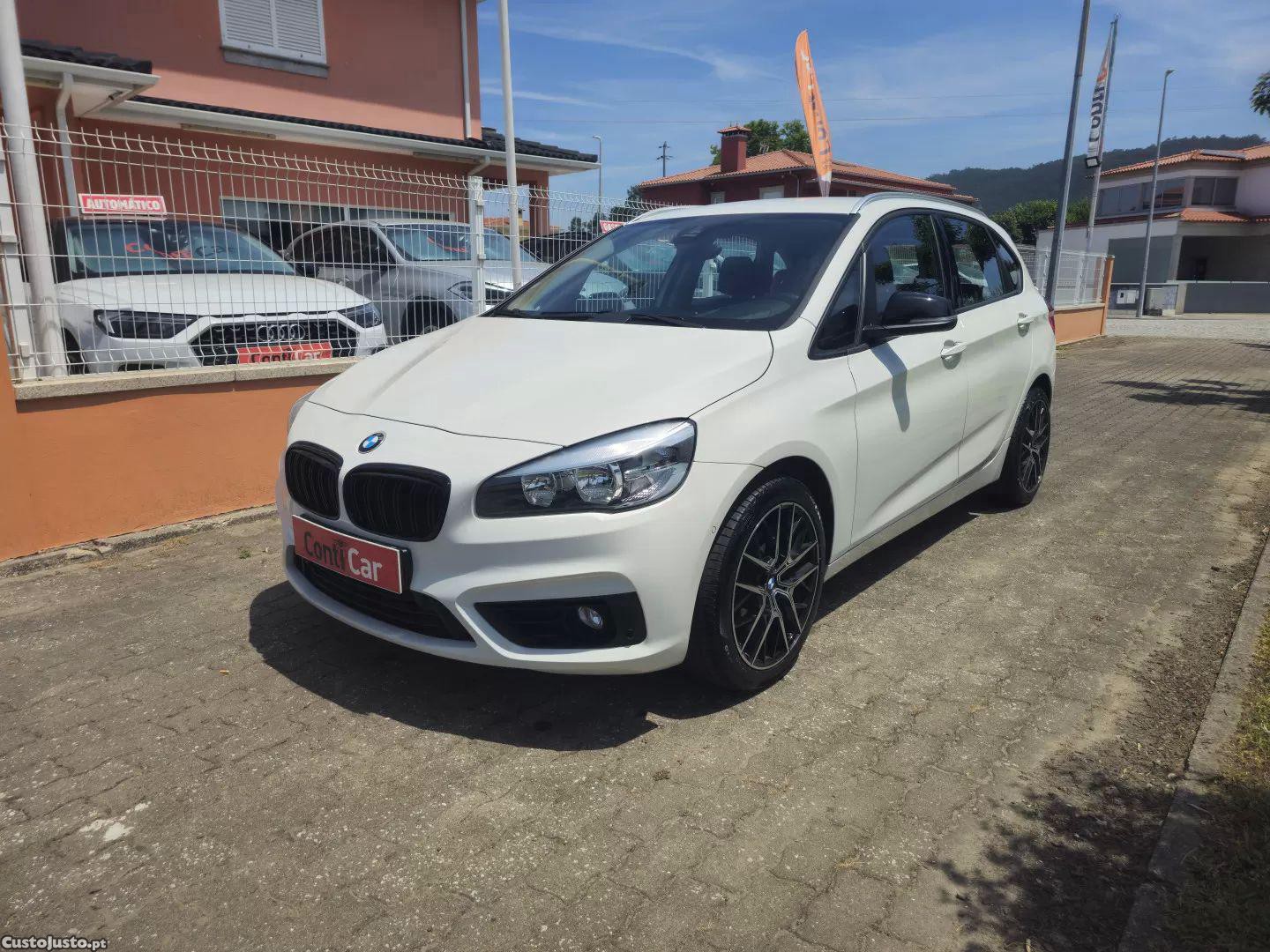 BMW 216 Active Tourer Sport — fotografia 12