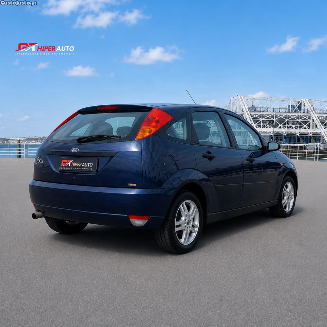 Ford Focus 1.6 Trend — fotografia 10