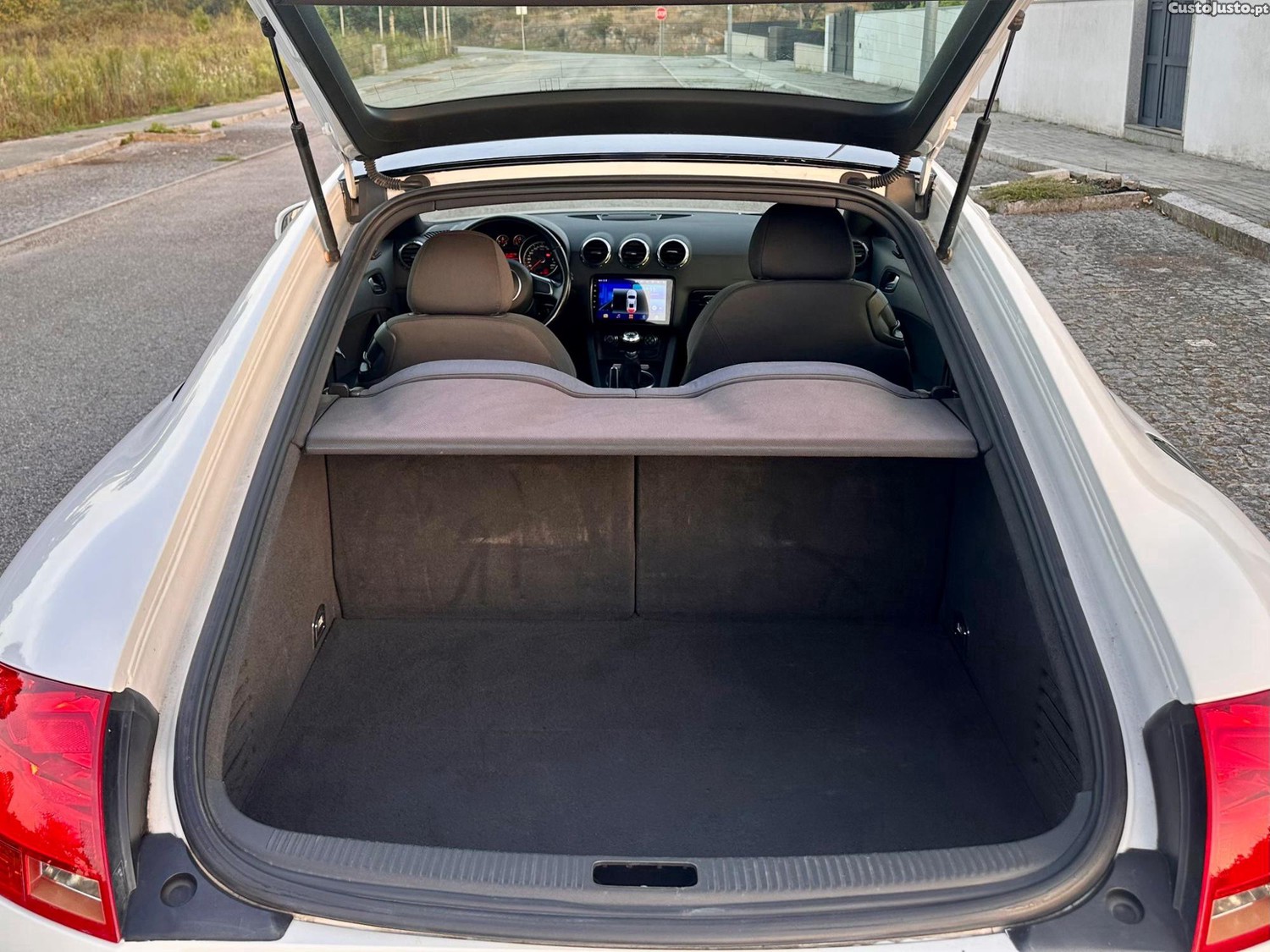 Audi TT 2.0 TFSI - 200CV - MUITO BOM Estado — photo 5