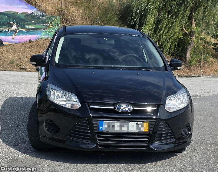 Ford Focus SW — fotografia 10