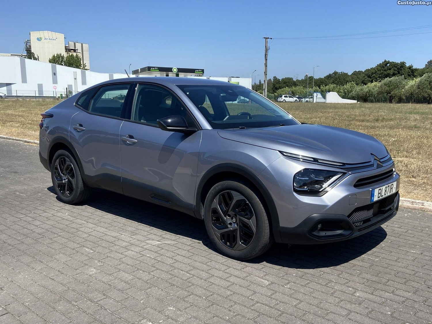 Citroën C4 X 1.2 PureTech Plus EAT8 — fotografia 12