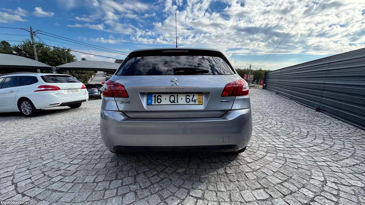 Peugeot 308 1.6 bluehdi — photo 4