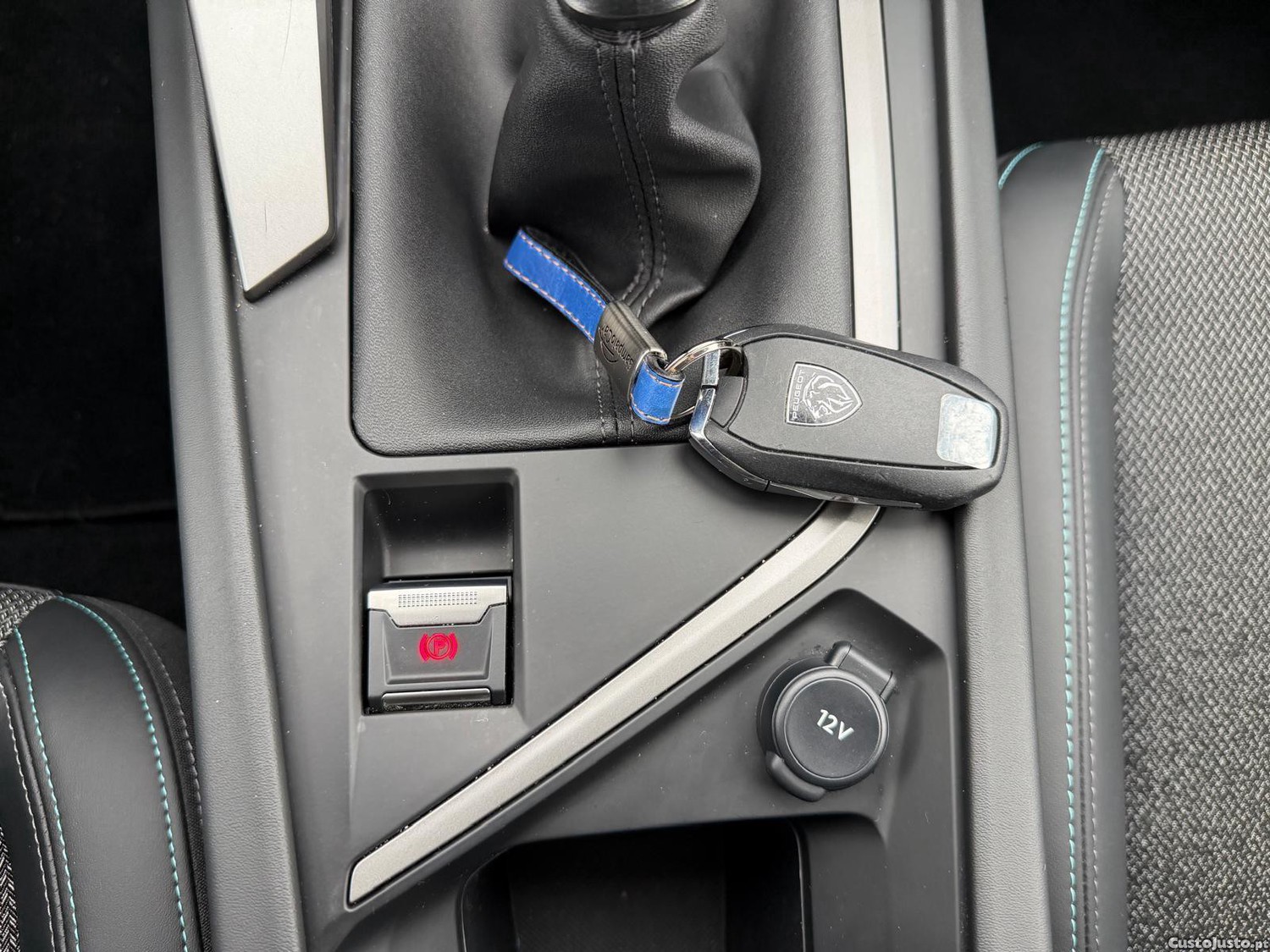 Peugeot 308 1.2 PureTech Allure — fotografia 6