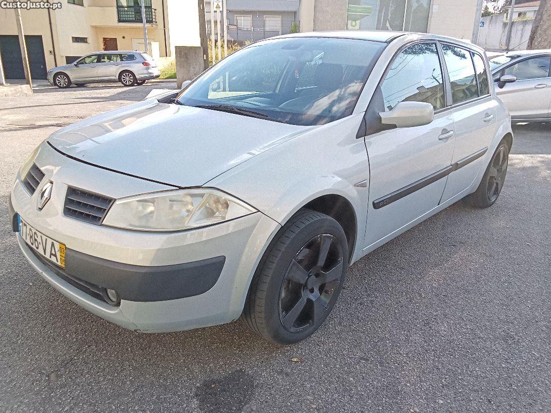 Renault Mégane 1.5dci 5 lugares — photo 2