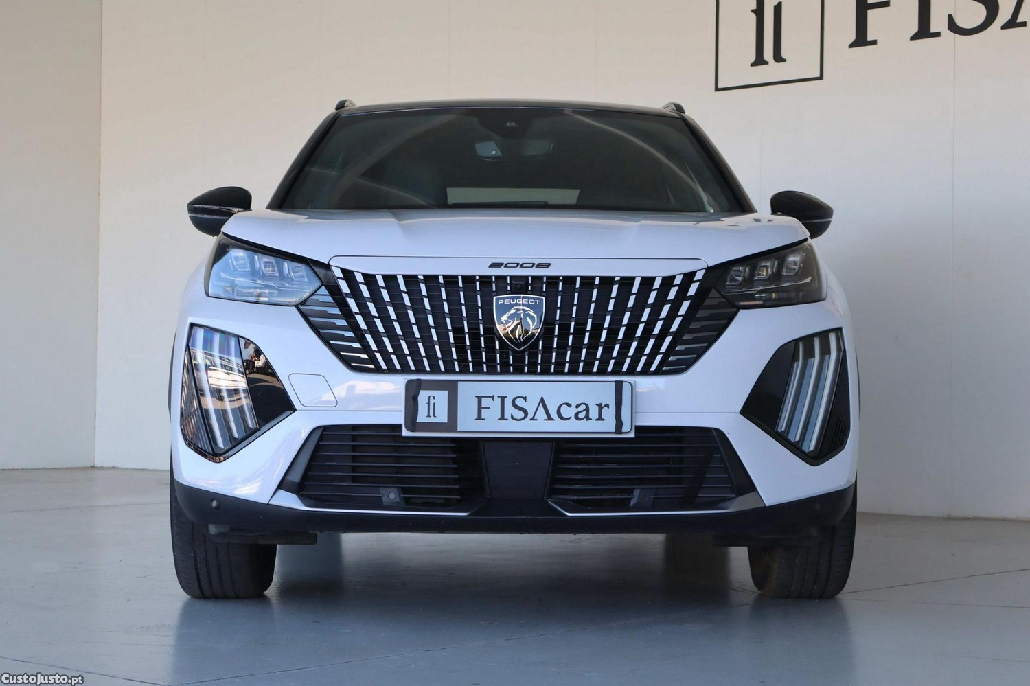 Peugeot 2008 54 kWh GT - 24 — photo 3