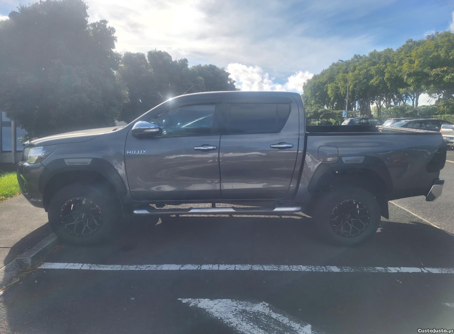 Toyota Hilux 2.4 Tracker - 16 — photo 5