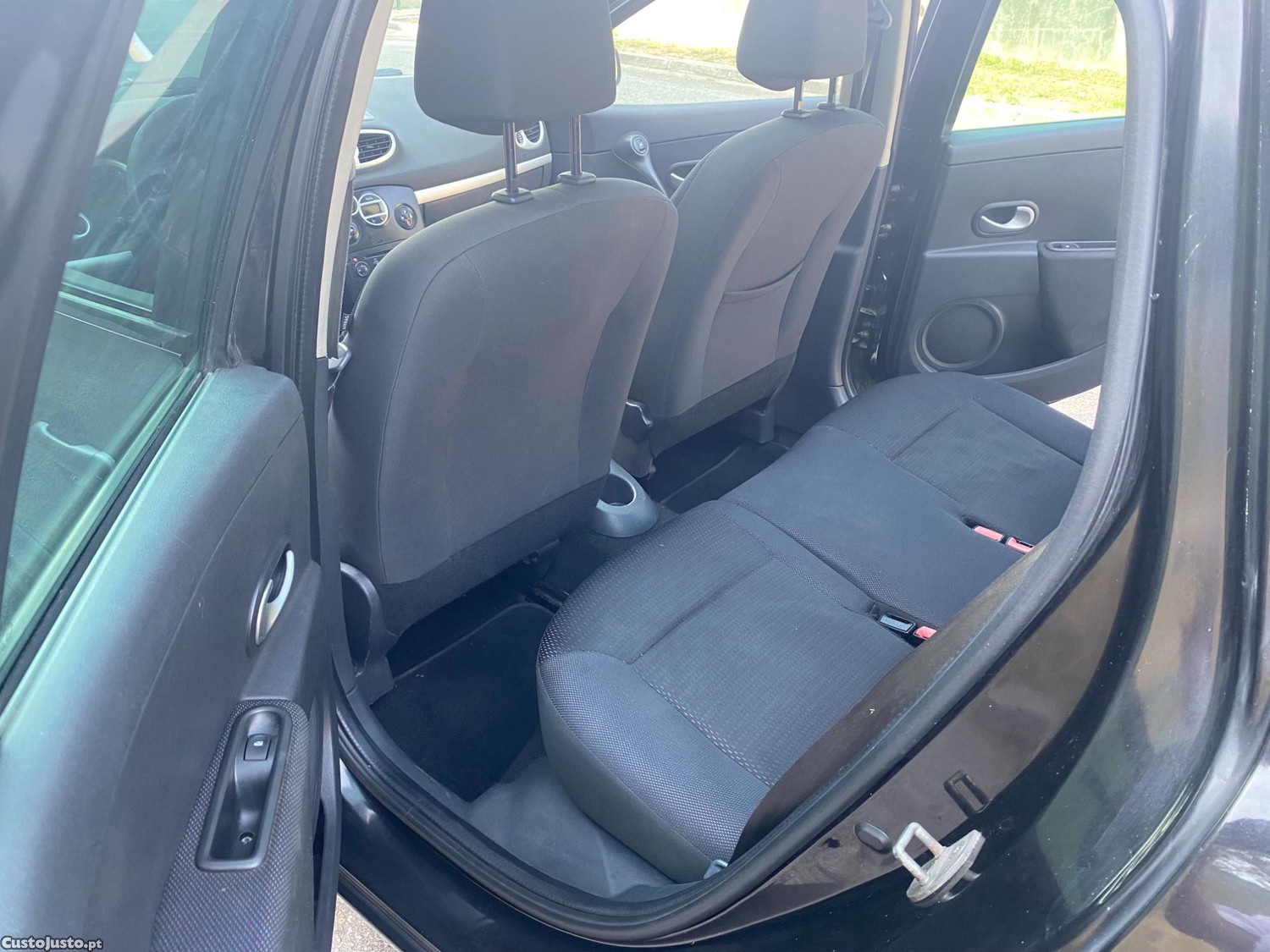 Renault Clio 1.5 DCI Break — fotografia 3