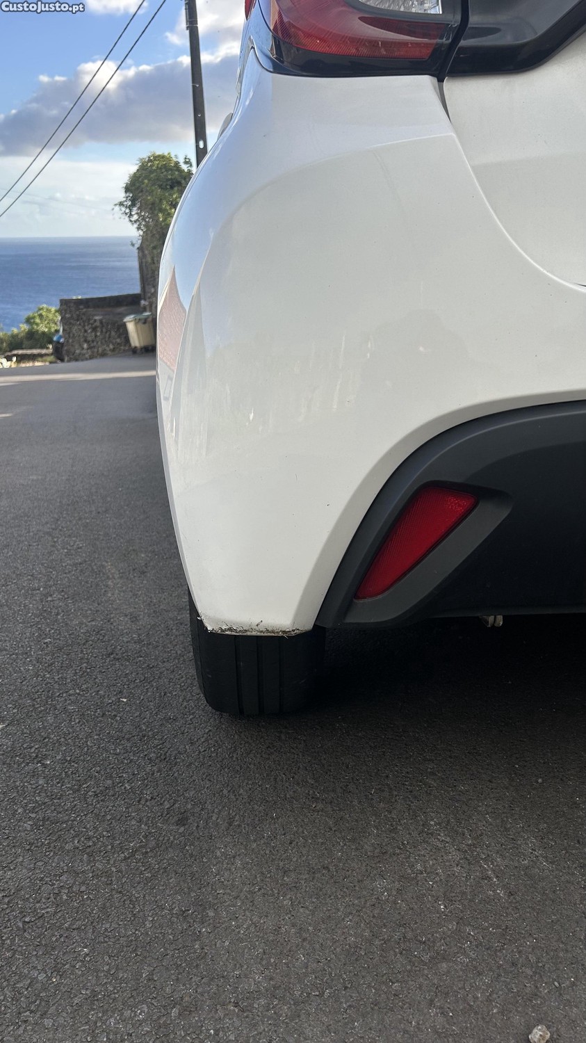 Toyota Yaris 1.0 — photo 5
