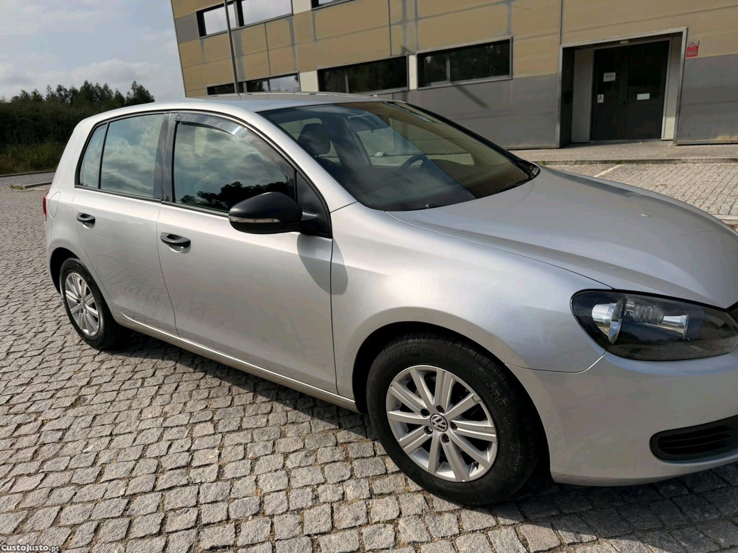 Volkswagen Golf 1.6 TDI — fotografia 9