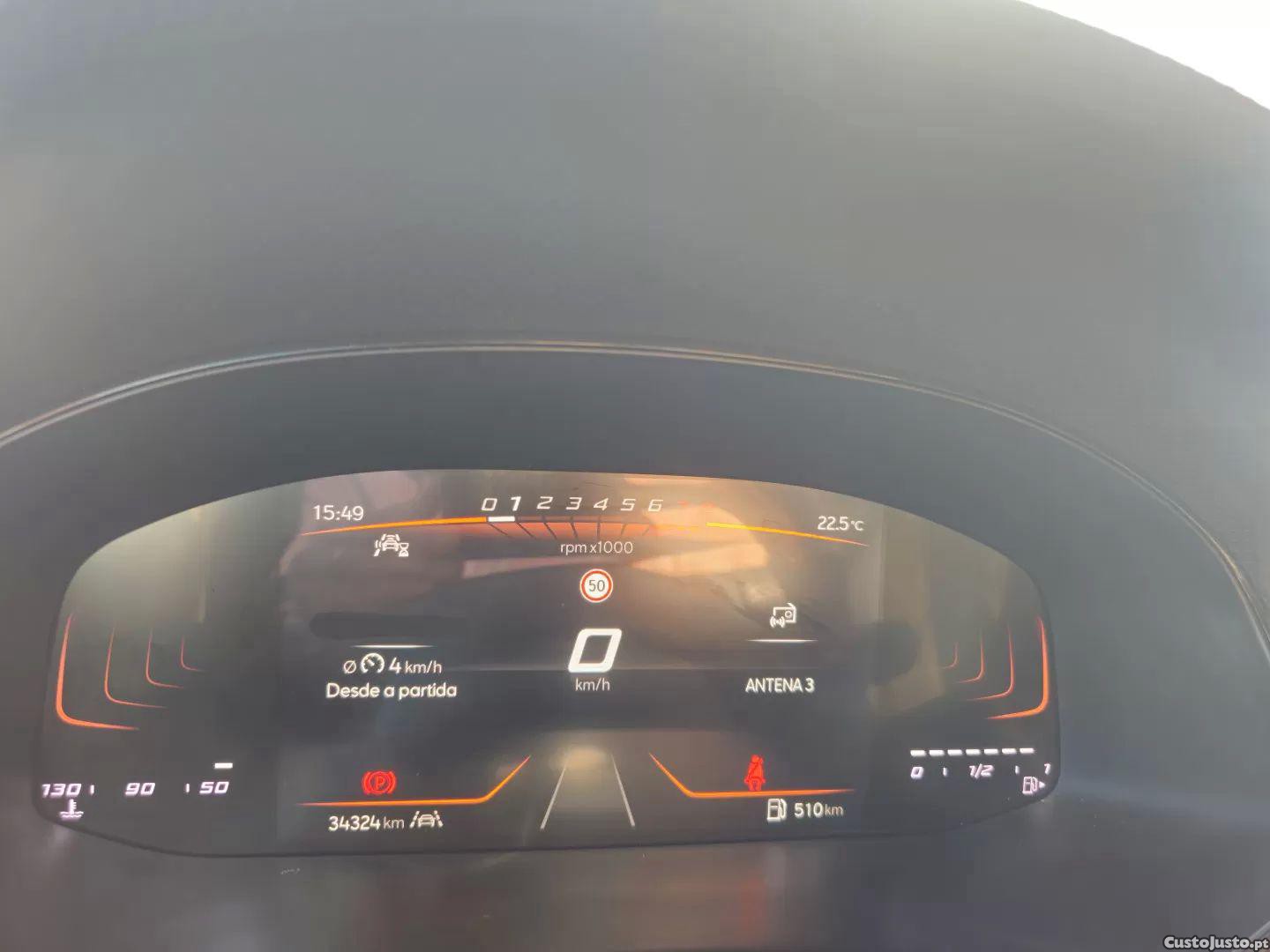 SEAT Arona 1.0 tsi style — fotografia 5