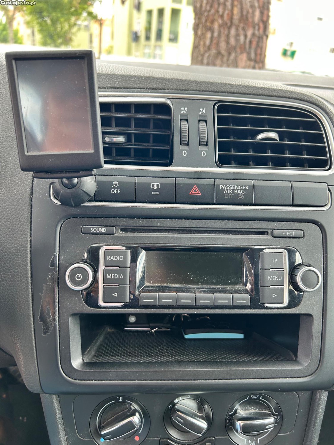 Volkswagen Polo 1.2 Highline DSG — fotografia 5
