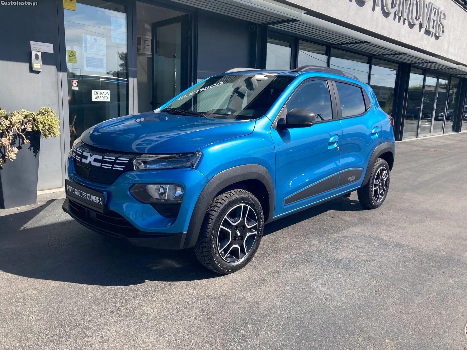 Dacia Spring ESSENTIAL — photo 4