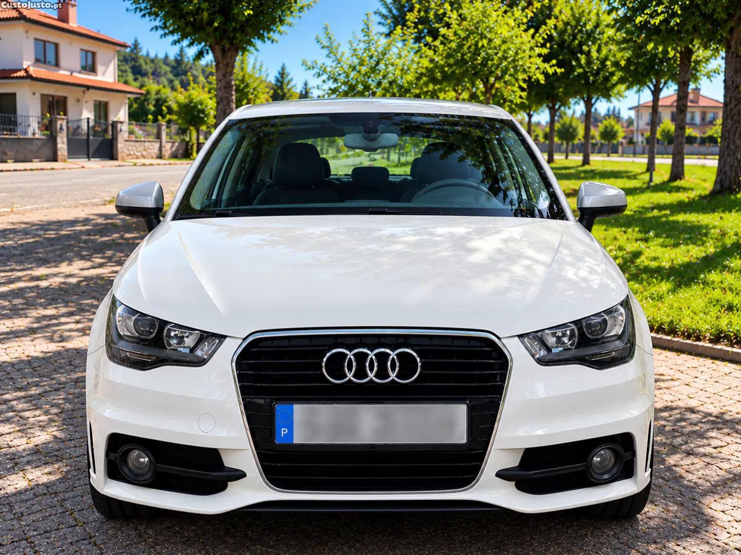 Audi A1 1.2 tfsi s-line — photo 2