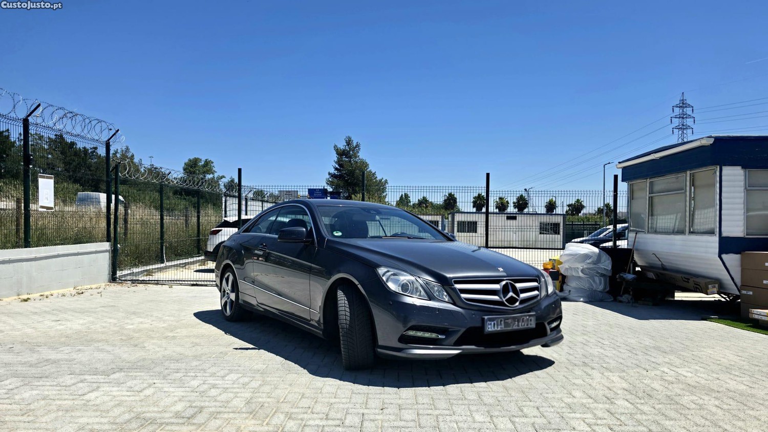 Mercedes-Benz E 220 CDI COUPE — photo 5