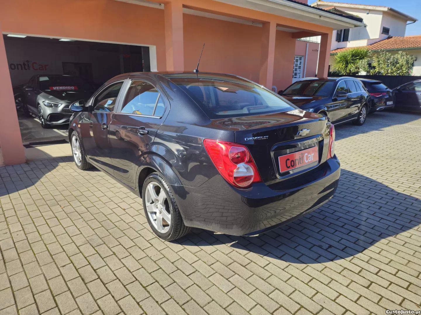 Chevrolet Aveo 1.3 vcdi lt — fotografia 8