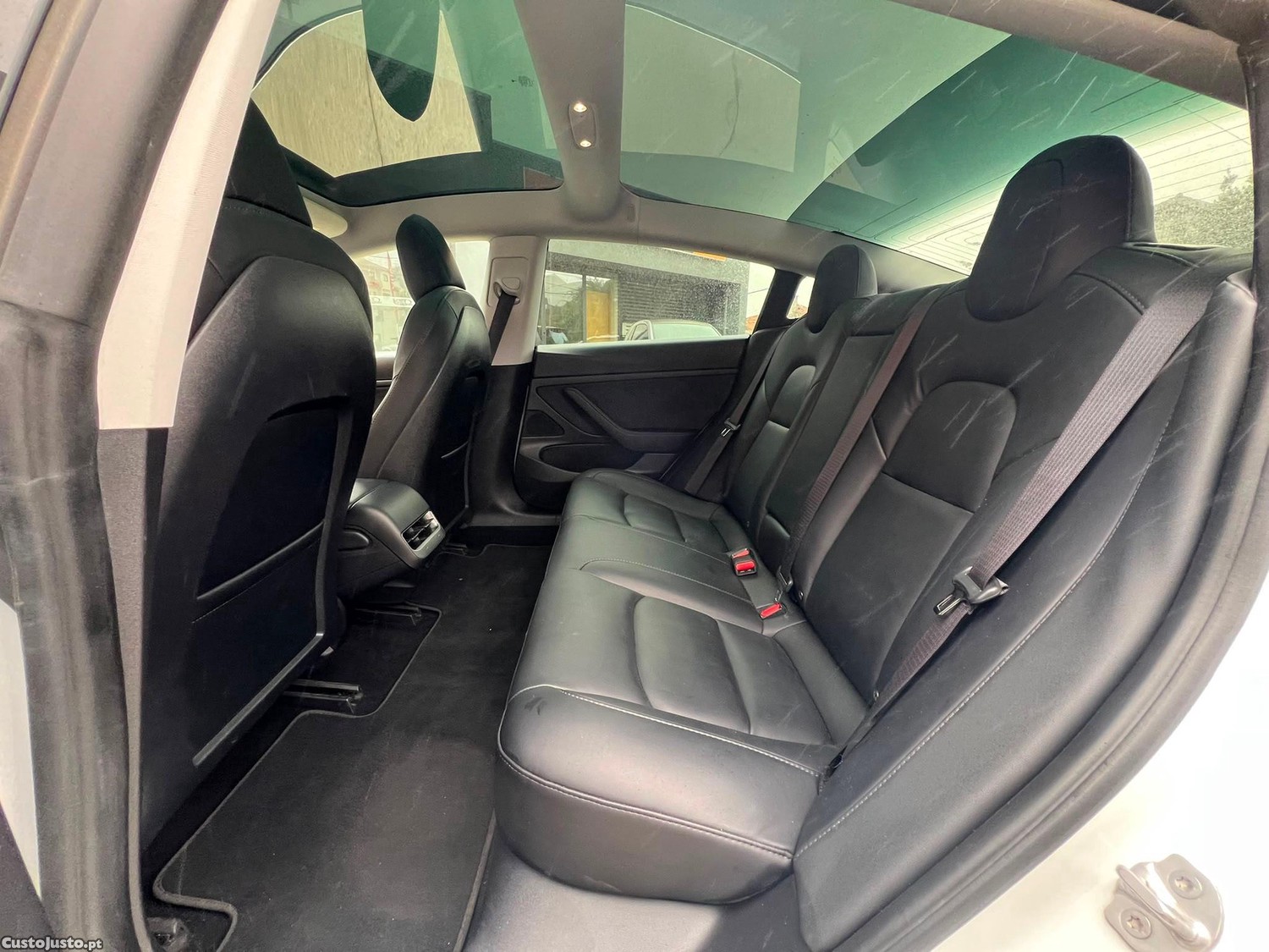 Tesla Model 3 Standard RWD Plus — fotografia 6