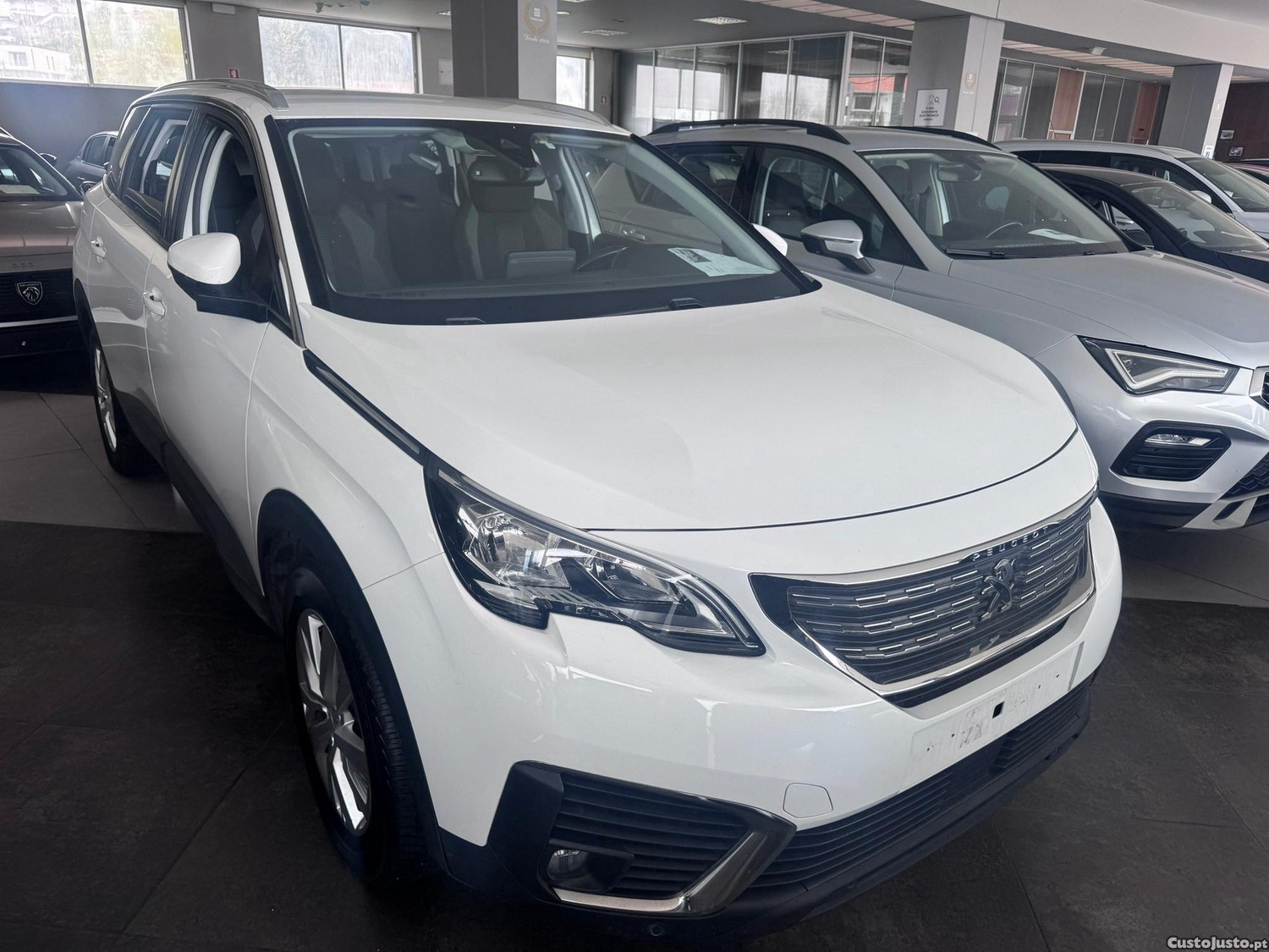 Peugeot 5008 1.2 PureTech Active — fotografia 14