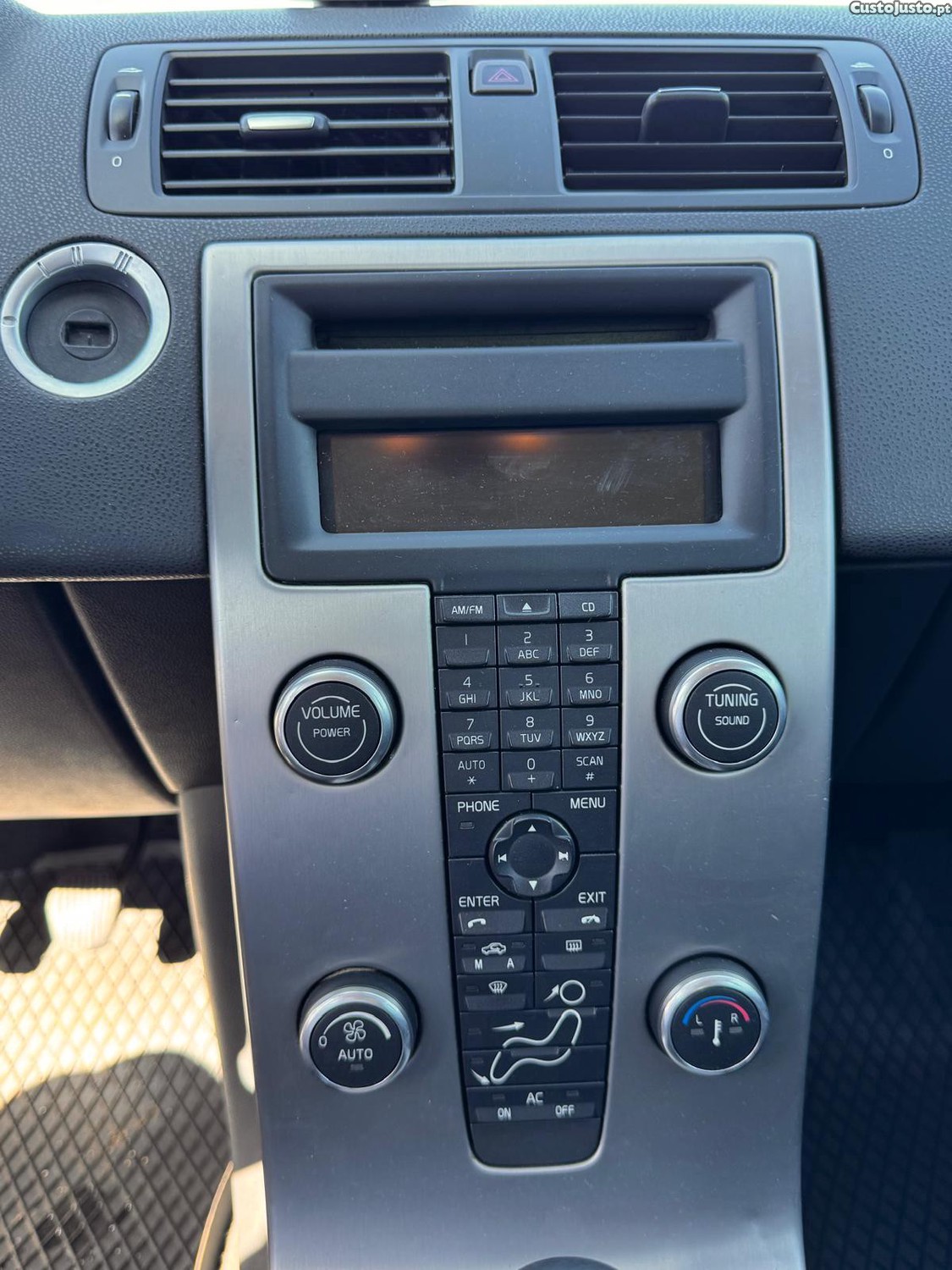 Volvo V50 Momentum — photo 3