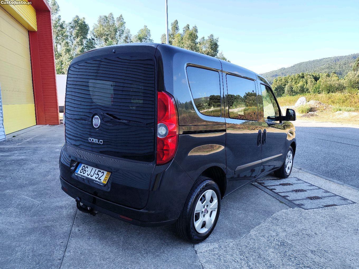 Fiat Doblo 1.3 MultiJet 5 Lugares — fotografia 8