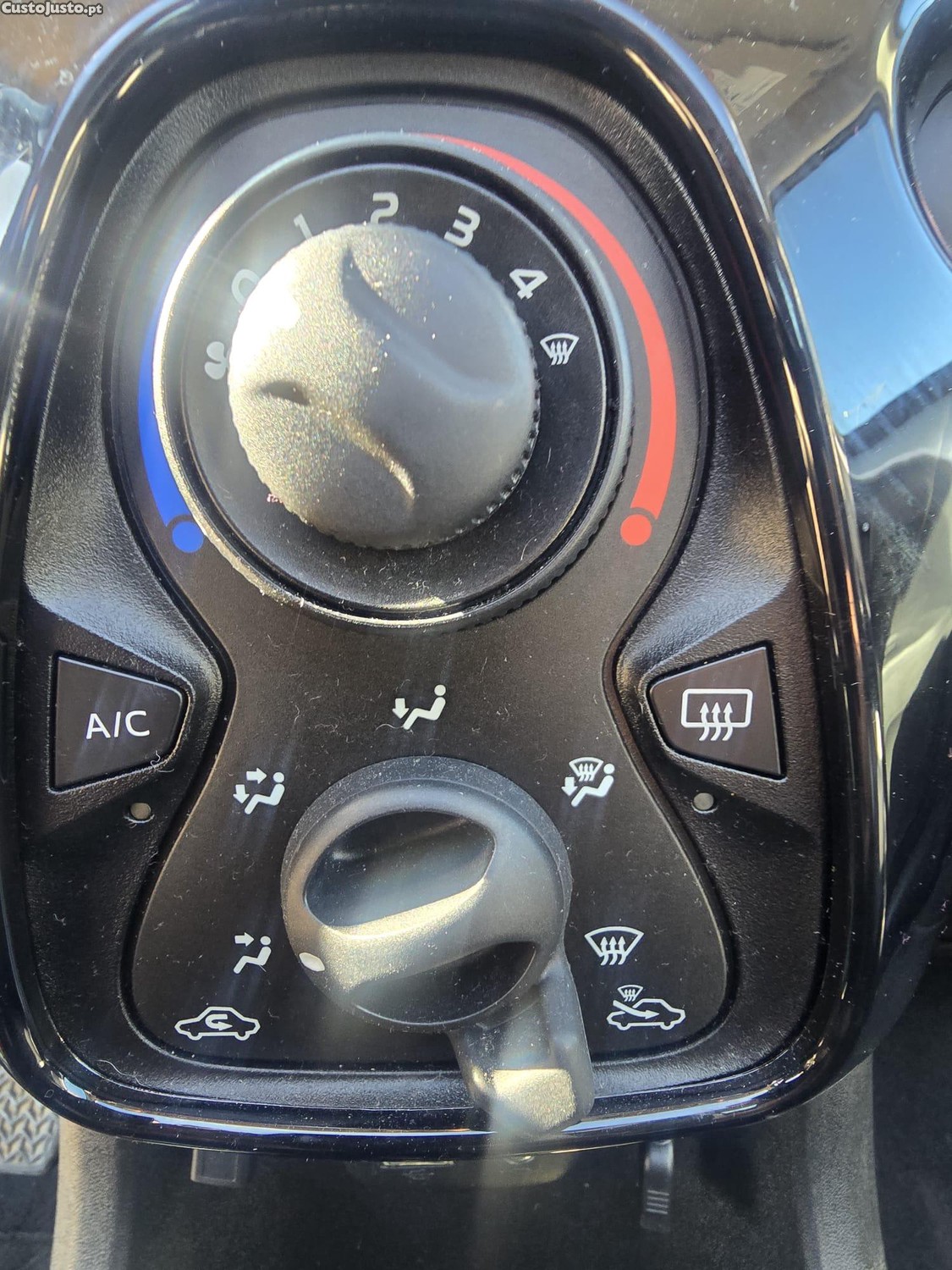 Peugeot 108 Envy — photo 2