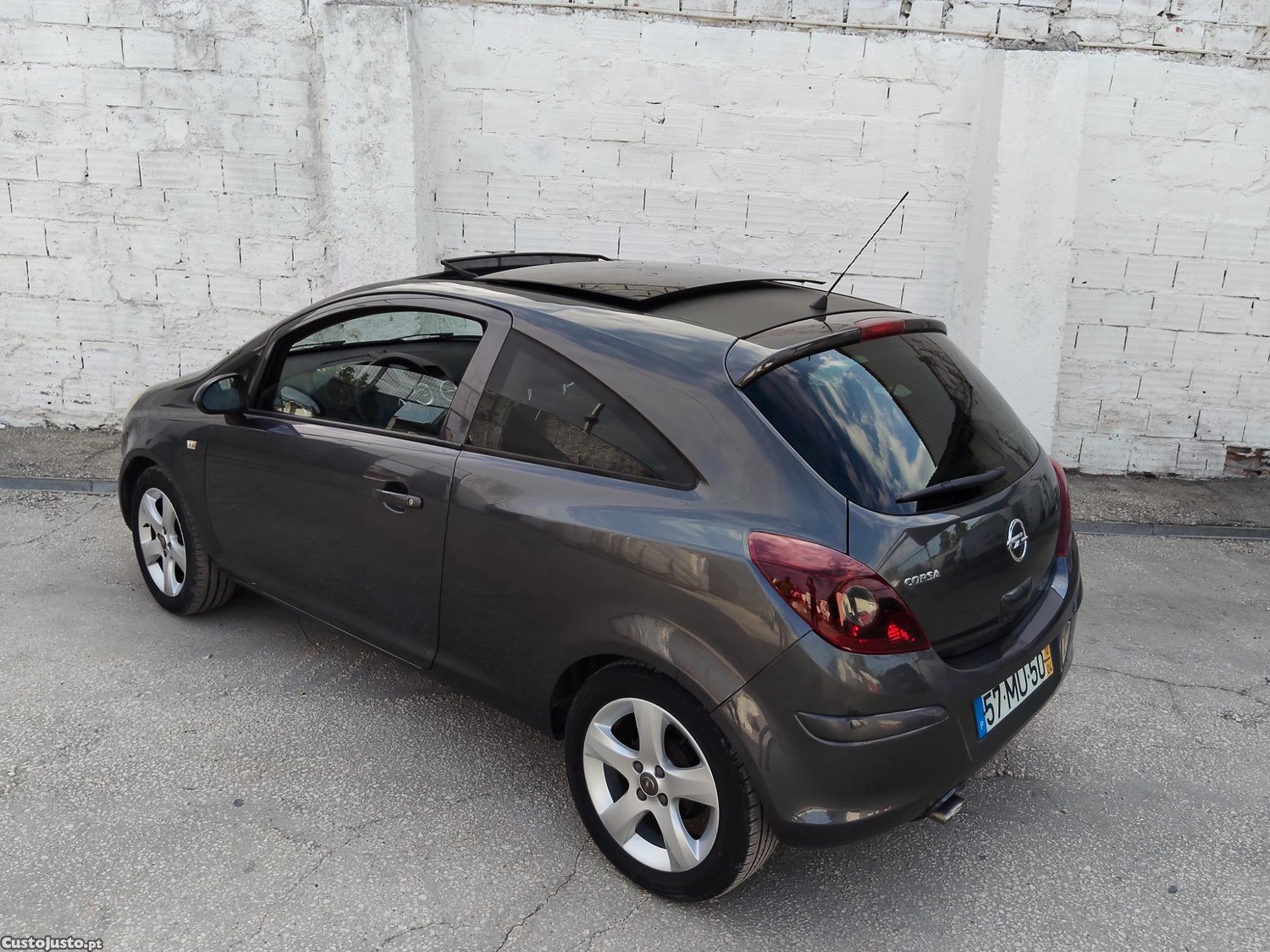 Opel Corsa 1.3 — fotografia 9