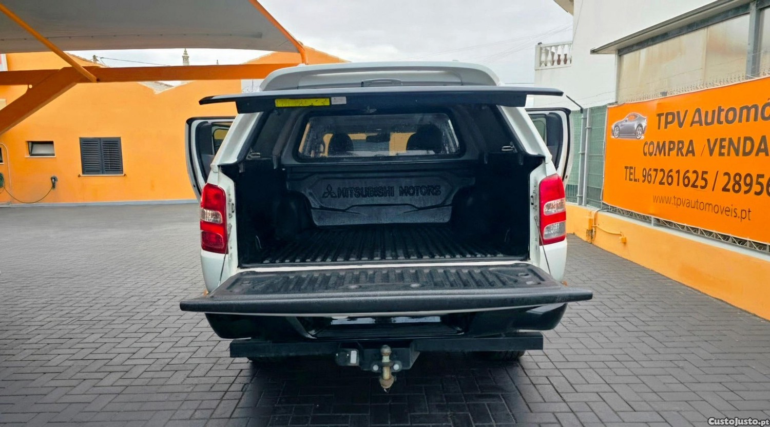 Mitsubishi L200 2.4 DI-D CD Intense Sportbox Strakar 4WD — fotografia 9